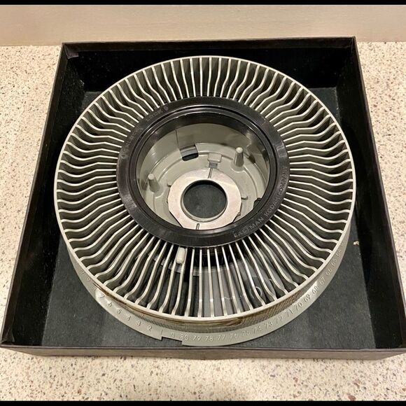 VTG Kodak Carousel TransvuE 80 Slide Tray - Picture 5 of 13